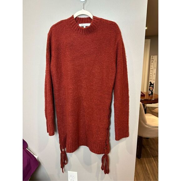 Lovers + Friends side Tie Sweater Dress Medium - Picture 2 of 9